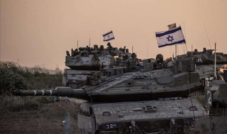 İsrail, kara harekatına hazırlık için Gazze'ye bombardımanı yoğunlaştırdığını duyurdu