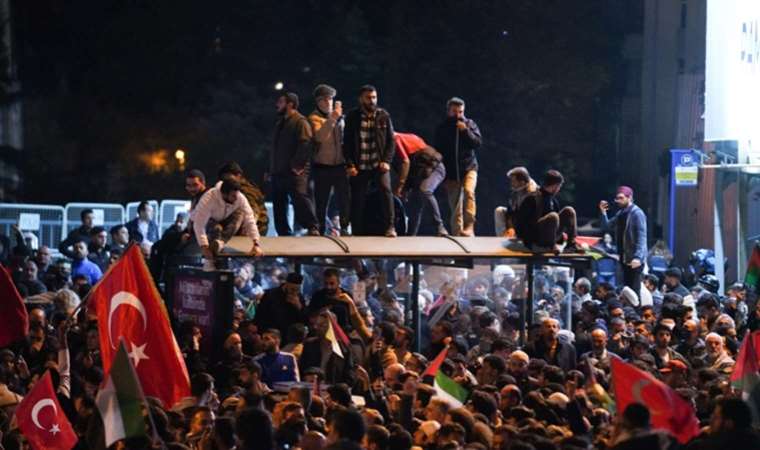 İstanbul'daki İsrail protestolarında gözaltına alınan 18 şüpheliden 9'u serbest bırakıldı