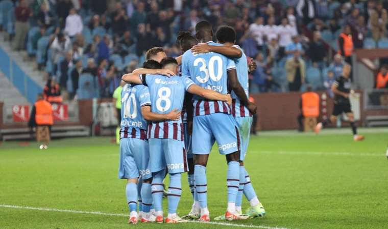 Abdullah Avcı siftah yaptı: Trabzonspor, Alanya'yı tek golle geçti! Trabzonspor 1-0 Corendon Alanyaspor