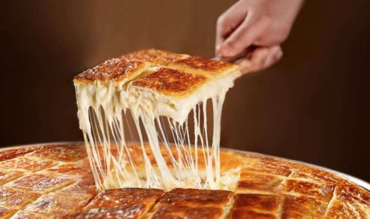 Şipşak Lezzet: 3 Malzemeli Çıtır Çıtır Börek Tarifi!