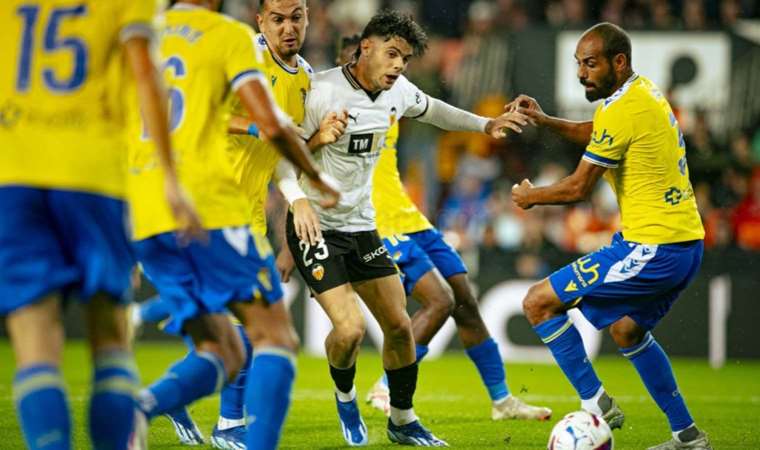 Valencia'nın 4 maçlık hasreti sona erdi!