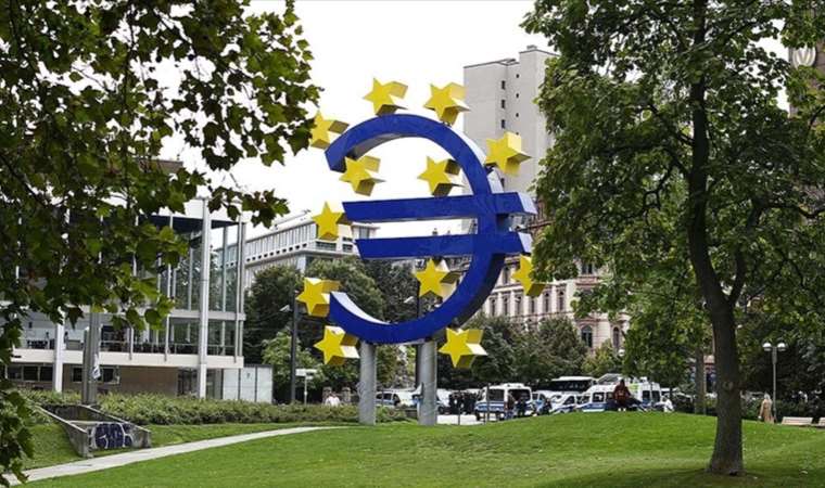 Euro Bölgesi'nde şirket kredileri resesyon endişelerini artırdı