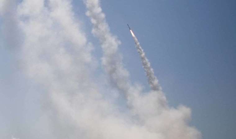 Hamas: 'İsrail helikopterini vurduk'