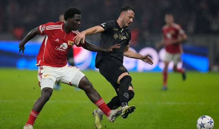 Takımdan uzaklaştırıldı!