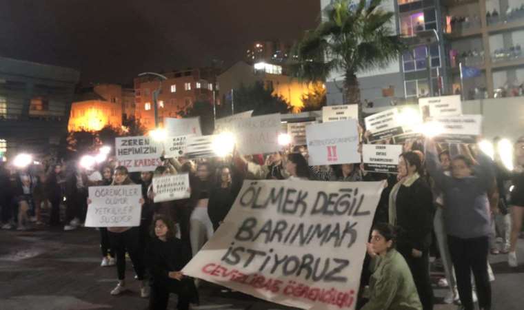 Eylemler 'yurda' yayıldı! Üniversiteliler asansör faciasında hayatını kaybeden Zeren Ertaş için sokağa çıktı