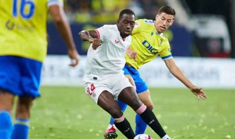 Sevilla 2-0'dan döndü ama galibiyet hasreti devam etti!