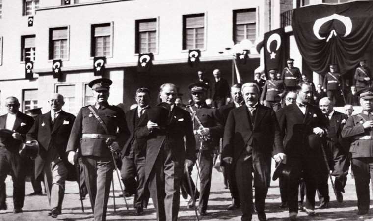 Cumhuriyet kültür devrimidir...