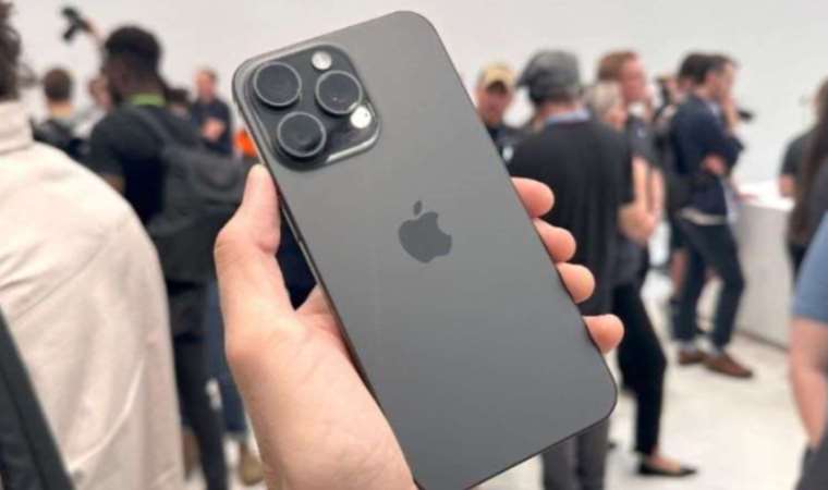 iPhone 15 veya iPhone 15 Pro modelleri nasıl kapatılır?