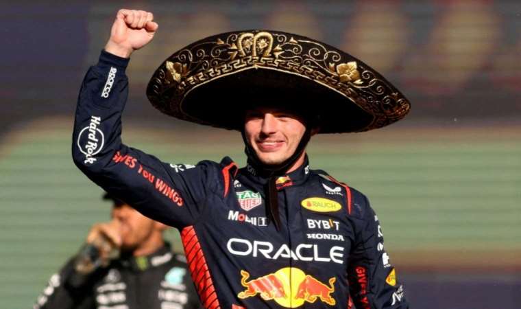 Max Verstappen rekor kırdı... Meksika GP'de damalı bayrağı ilk gören isim oldu!
