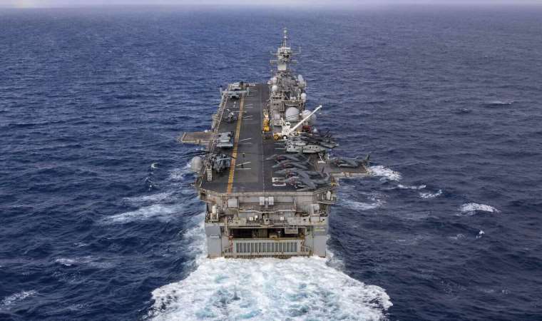 Bir gemi daha gönderiyor...