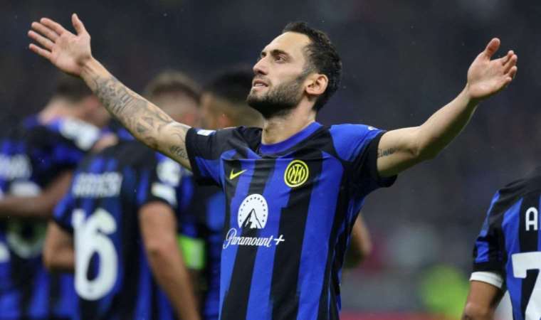 Milli futbolcu Hakan Çalhanoğlu'ndan Romelu Lukaku tepkisi