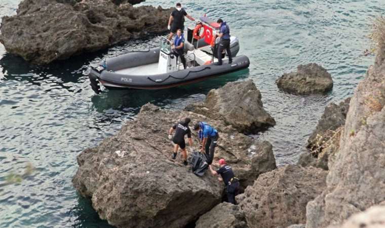 Antalya’da şüpheli kadın ölümü: Cesedi kayalıklarda bulundu