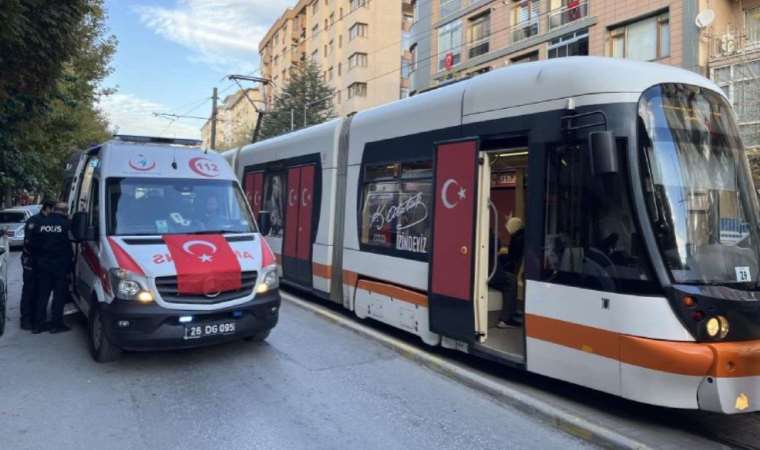 Tramvayın çarptığı 16 yaşındaki çocuk yaralandı