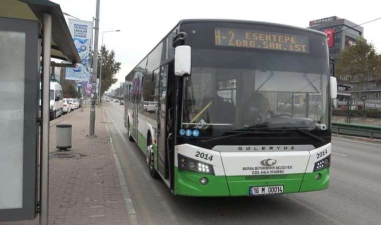 'Çok konuşuyorsunuz' dedi tüm yolcuları otobüsten indirdi