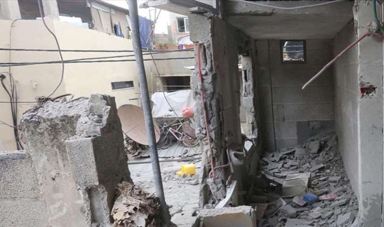 İsrail, Hamas yöneticilerinden birinin evini patlattı