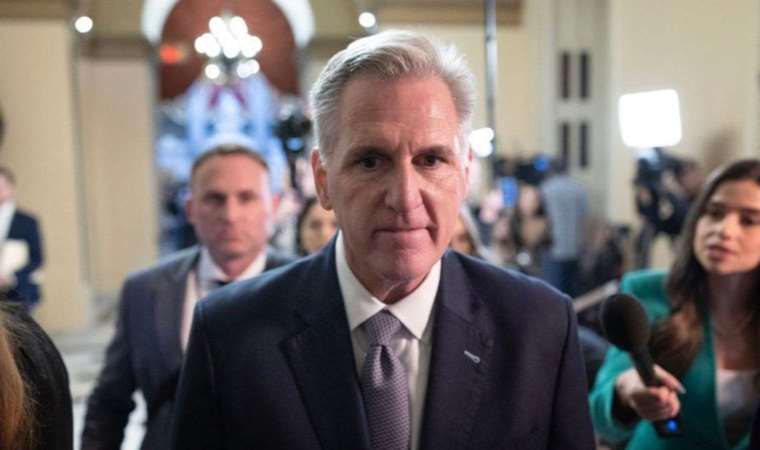 Son dakika... ABD'de bir ilk: Temsilciler Meclisi Başkanı McCarthy görevden alındı