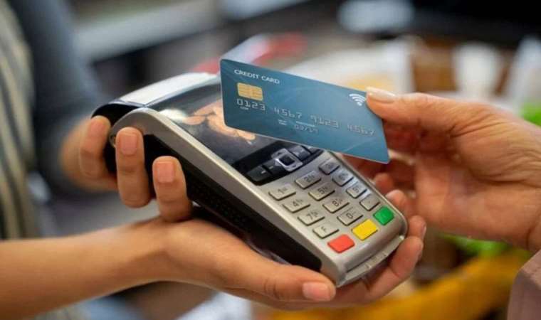 Kriz derinleşiyor... Kredi kartı borcu bulunan yurttaş sayısında kritik artış!