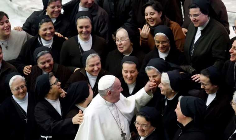 Vatikan'da tarihi karar