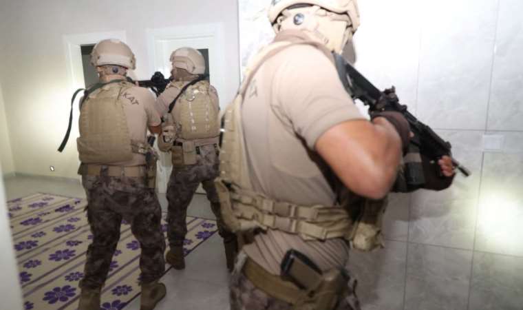 İki ilde siber dolandırıcılık operasyonu... 14 gözaltı!