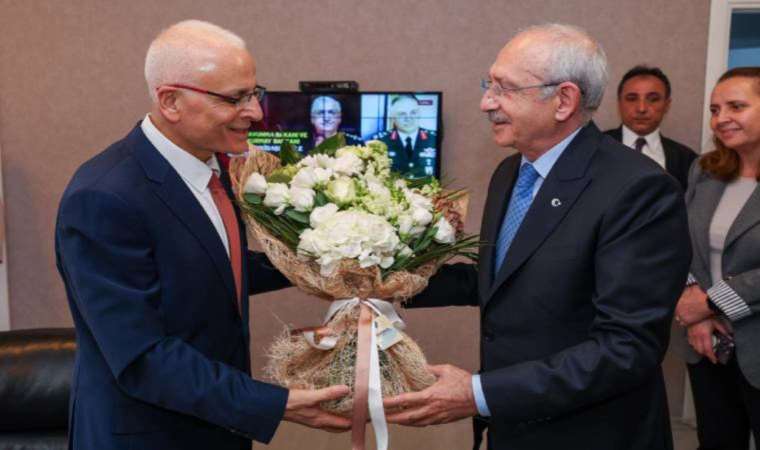 Kılıçdaroğlu'ndan Merdan Yanardağ'a 'geçmiş olsun' ziyareti