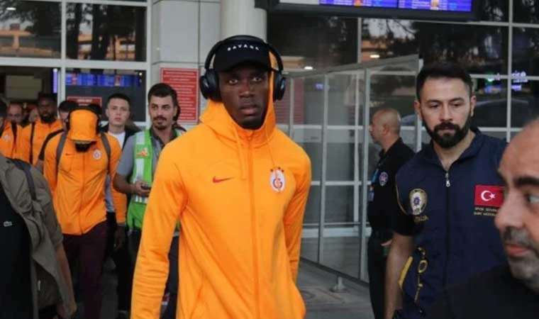 Galatasaray kafilesi Antalya'ya geldi