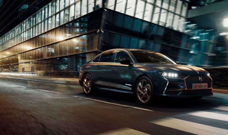 100 kilometrede 1 litre yakan yeni model: DS 9 Opera E-Tense 250