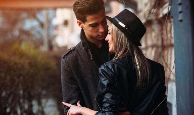 En yakışıklı erkekler bu burçtan çıkıyor! Karizmalarıyla tüm kadınları etkiliyorlar