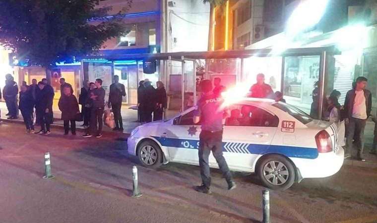 Çocuklar arasında kavga: Karnından bıçakladı!