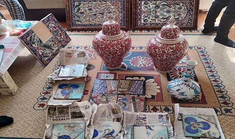 Değeri 400 bin dolar olan Osmanlı eserleri ele geçirildi