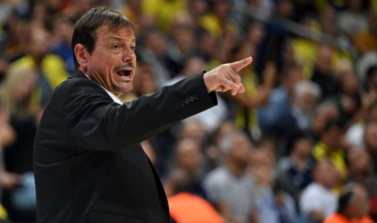 Olympiakos'u deplasmanda mağlup etmişti: Yunan basınında gündem Ergin Ataman!