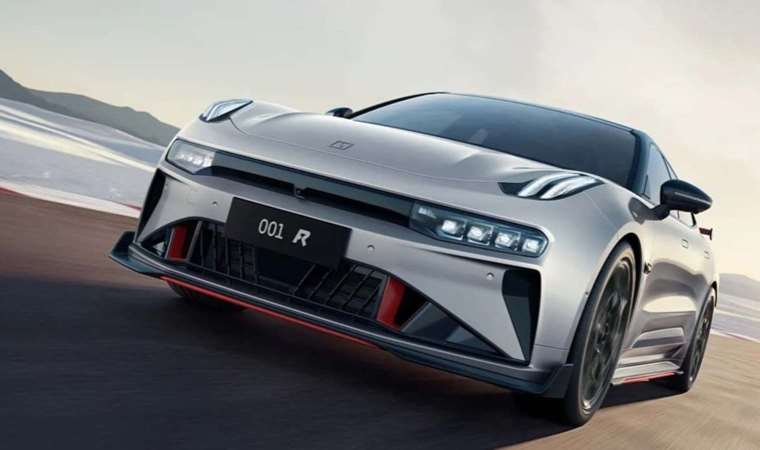 Çin'den 4 motorlu elektrikli canavar: 2 saniyede 100 kilometreye ulaşıyor!