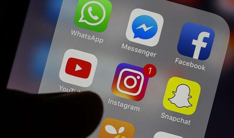 iPhone'da sesinizi kullanarak TikTok, Instagram ve diğer uygulamaları nasıl kullanabilirsiniz?