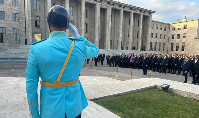 TBMM'de Atatürk'ü anma töreni