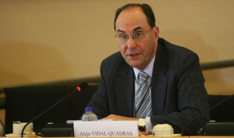 Eski Katalan siyasetçi Alejo Vidal Quadras silahlı saldırıya uğradı