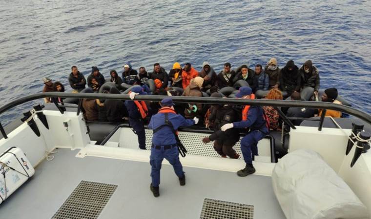 Fethiye’de 45 kaçak göçmen kurtarıldı