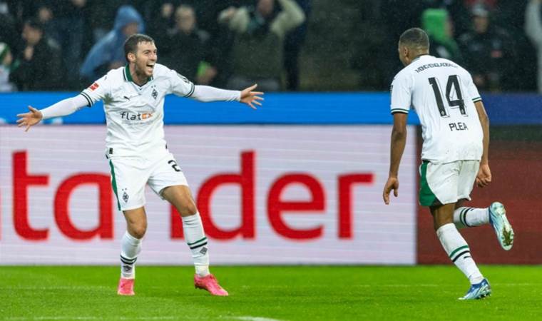 Borussia Mönchengladbach, Wolfsburg'a gol oldu yağdı!