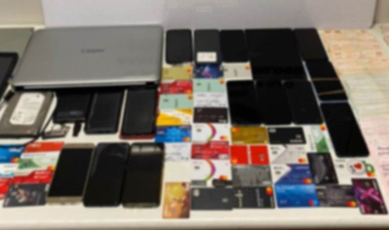 Sosyal medya dolandırıcılarına operasyon: 8 gözaltı