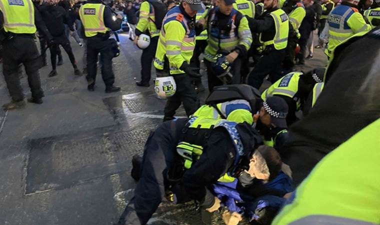 Londra'da iki farklı eylem: 126 gözaltı