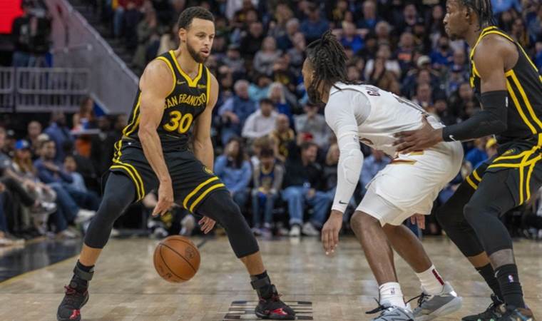NBA yıldızı Stephen Curry'nin 30 sayısı Golden State Warriors'a yetmedi!
