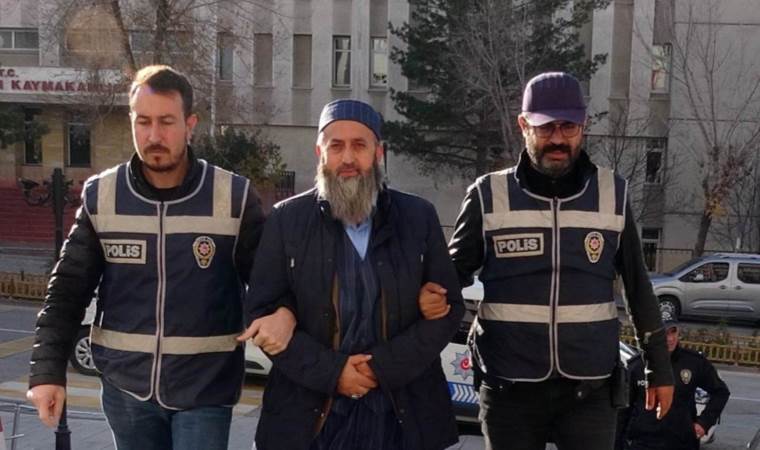 Atatürk’e hakaretler yağdırmıştı