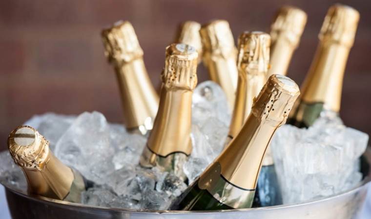 600 bin Euro'luk şampanya soygunu önlendi