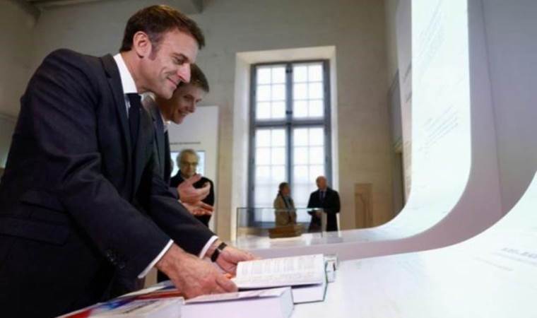 Fransa'dan ‘cinsiyetsiz’ dil çıkışı! Yasaklanıyor...