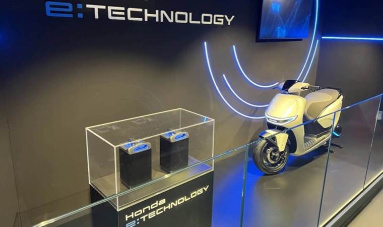 Honda'dan elektrikli scooter hamlesi: Değiştirilebilir batarya ile geliyor