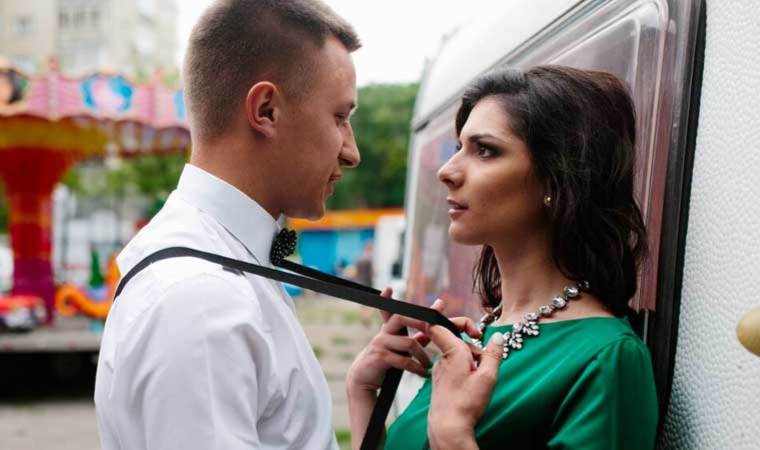 İlk görüşte aşkın peşinde koşan 4 burç... Aşkı mıknatıs gibi çekiyorlar!