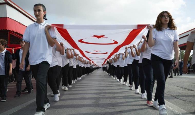 KKTC'nin kuruluşunun 40. yıldönümü kutlanıyor