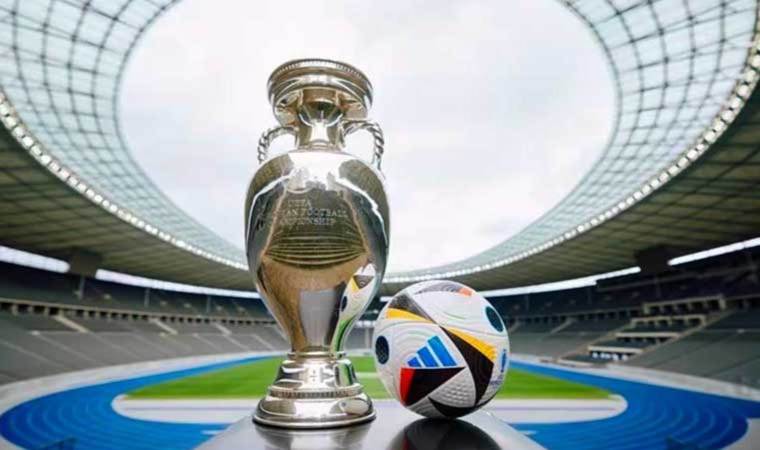 UEFA, EURO 2024'ün resmi maç topunu tanıttı