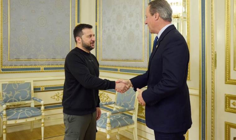 Göreve gelir gelmez Kiev'i ziyaret etti