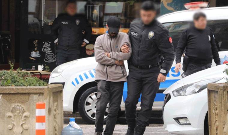 18 aracın lastiklerini kesen şüpheliden pişkin savunma: 'Sarhoştum, hatırlamıyorum'