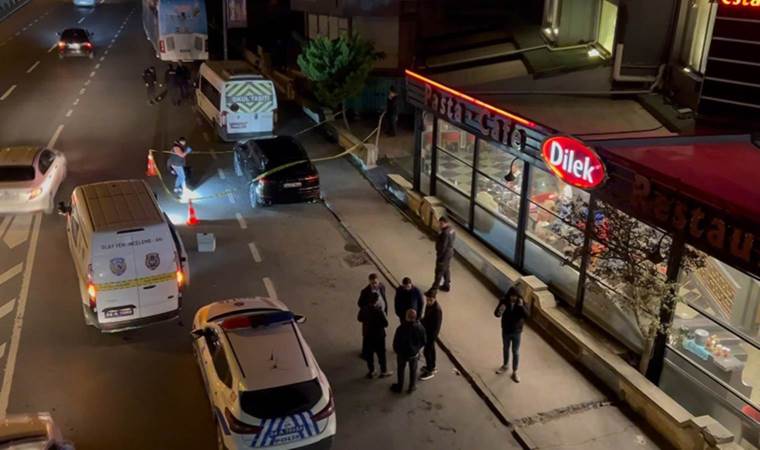 Bakırköy'de D-100'de lüks cipe silahlı saldırı!