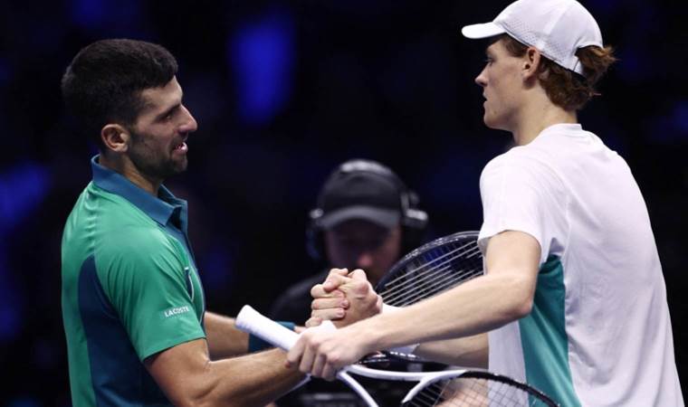 Jannik Sinner Novak Djokovic'i yarı finale çıkardı!